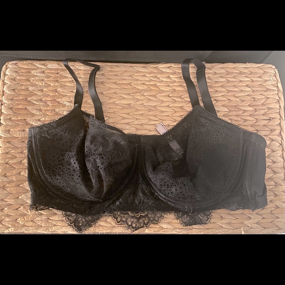 Victoria’s Secret Unlined Bra with Lace